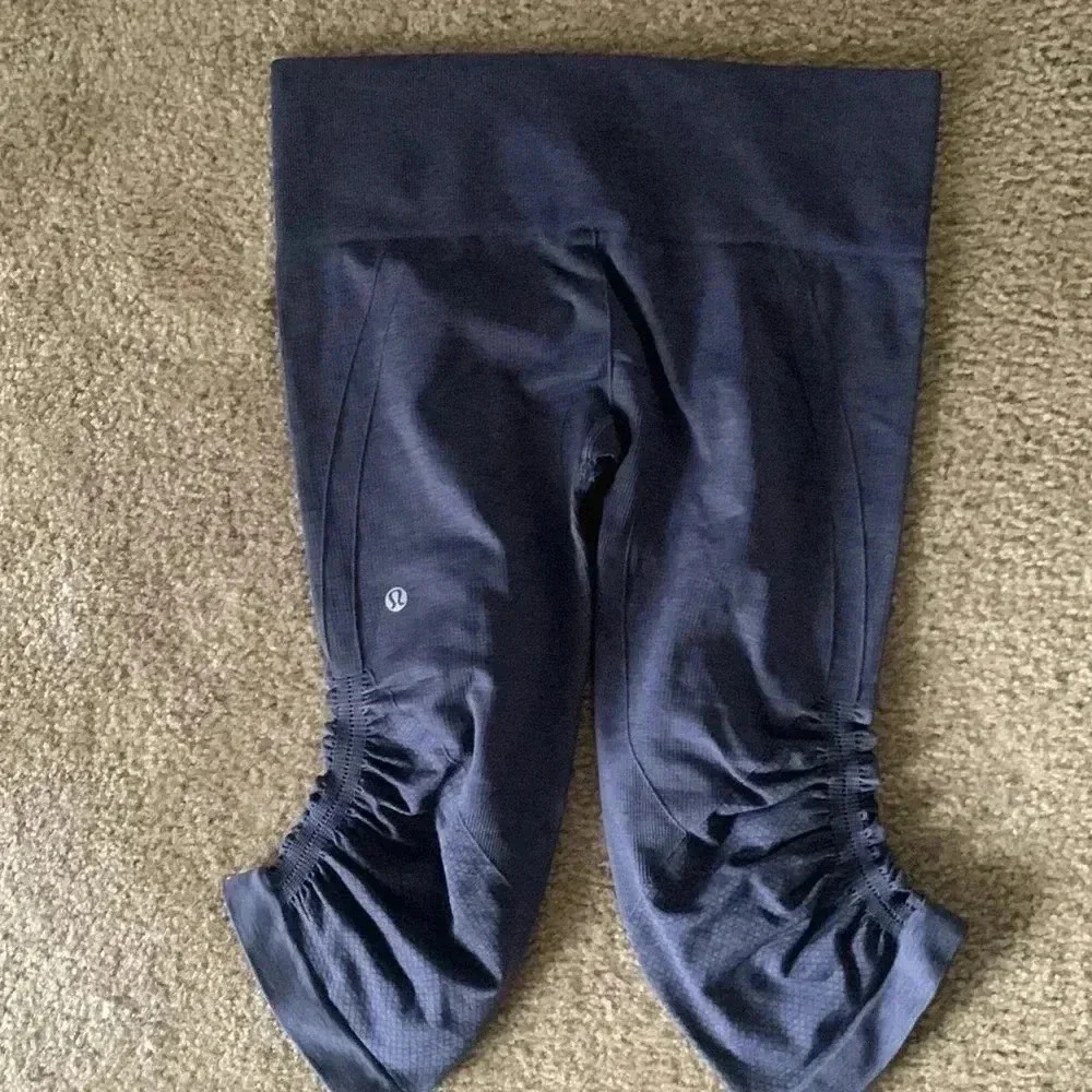 Lululemon In The Flow Crop II Size 6 - Picture 5 of 7
